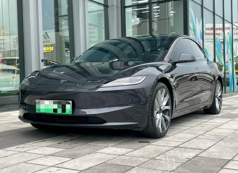 Tesla Model 3, 2023