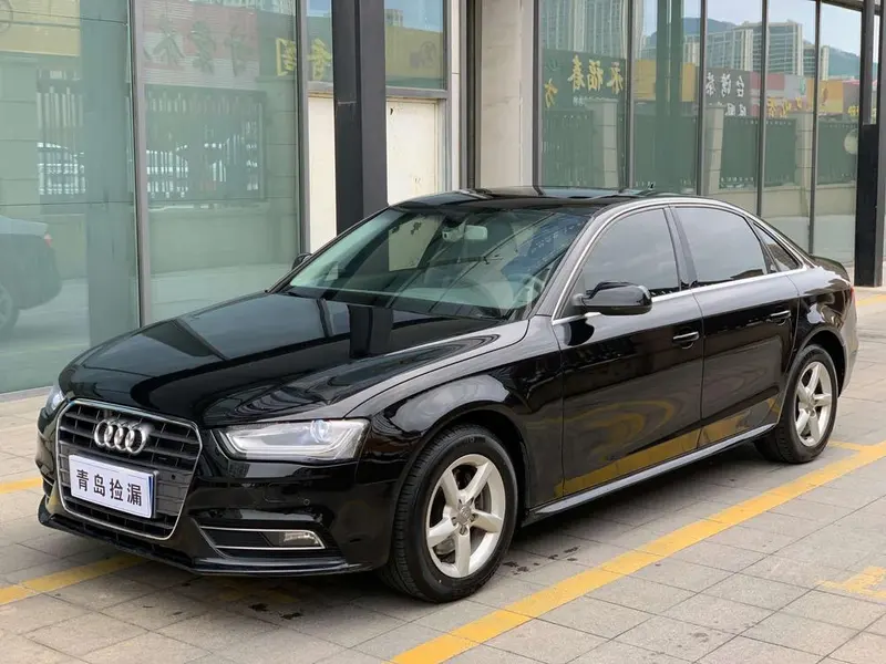 Audi A4L, 2012