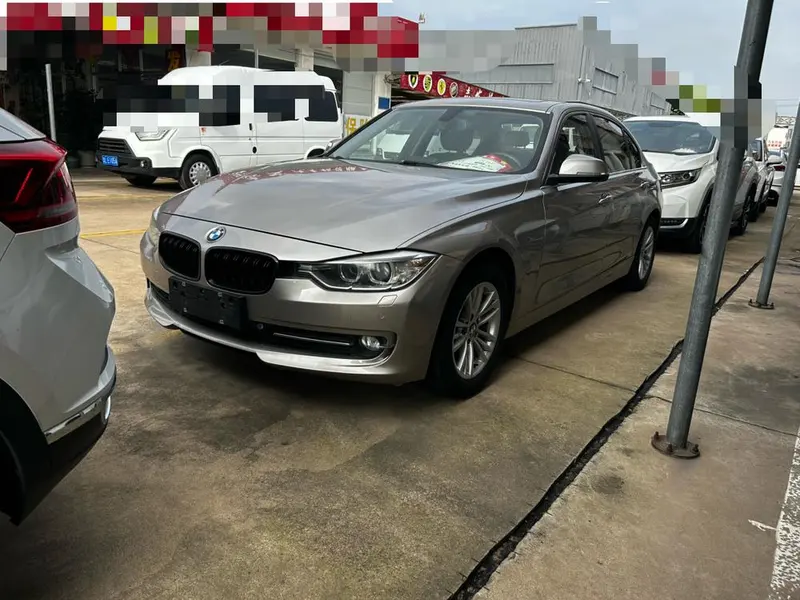BMW 3-Series, 2013