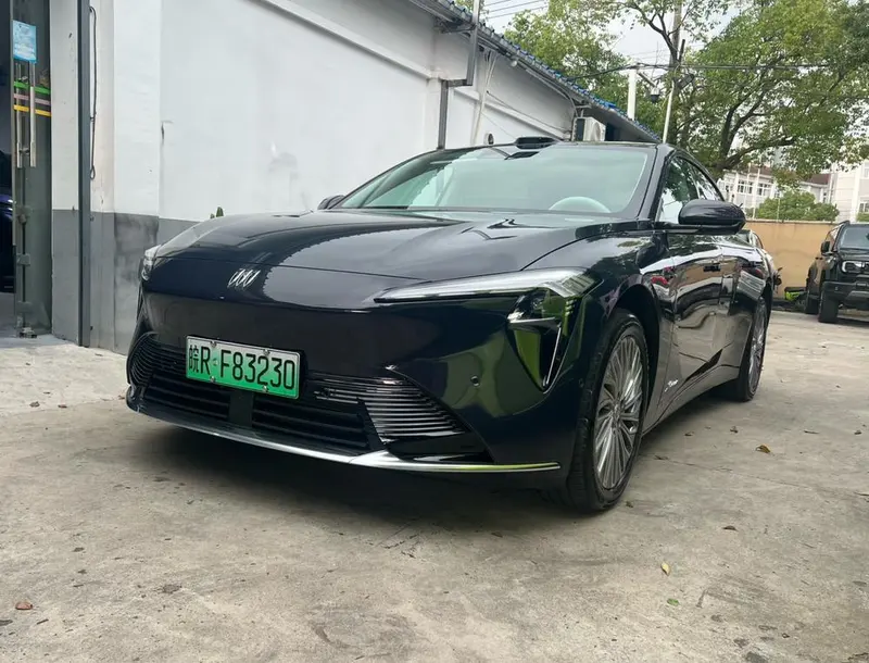 Buick Zhijing L7, 2025
