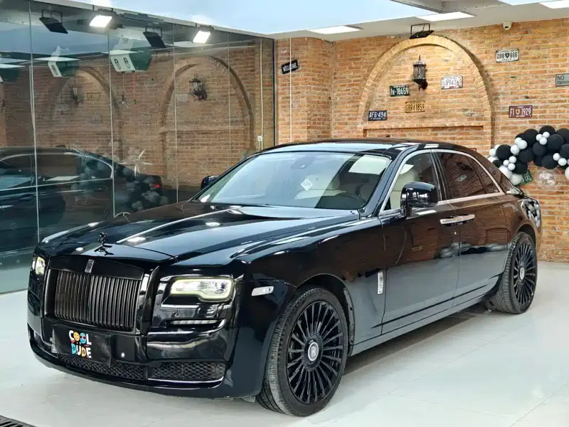 Rolls-Royce Ghost, 2012