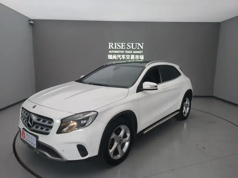 Mercedes-Benz GLA, 2018