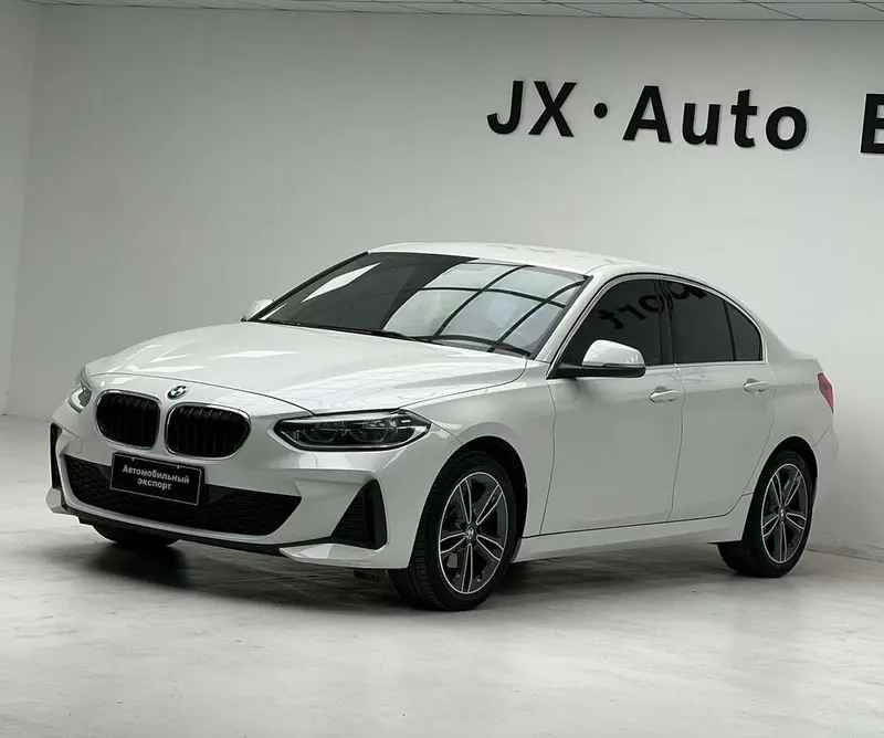BMW 1-Series, 2021