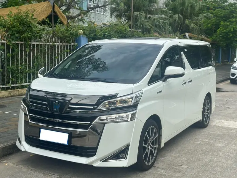 Toyota Vellfire, 2023
