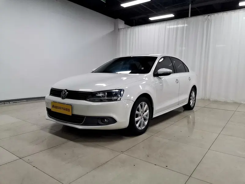 Volkswagen Sagitar, 2012