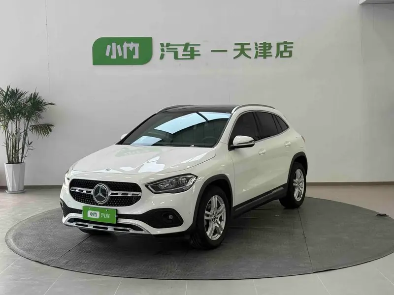 Mercedes-Benz GLA, 2022