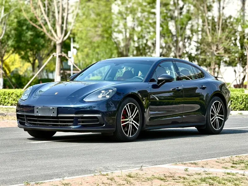Porsche Panamera, 2017