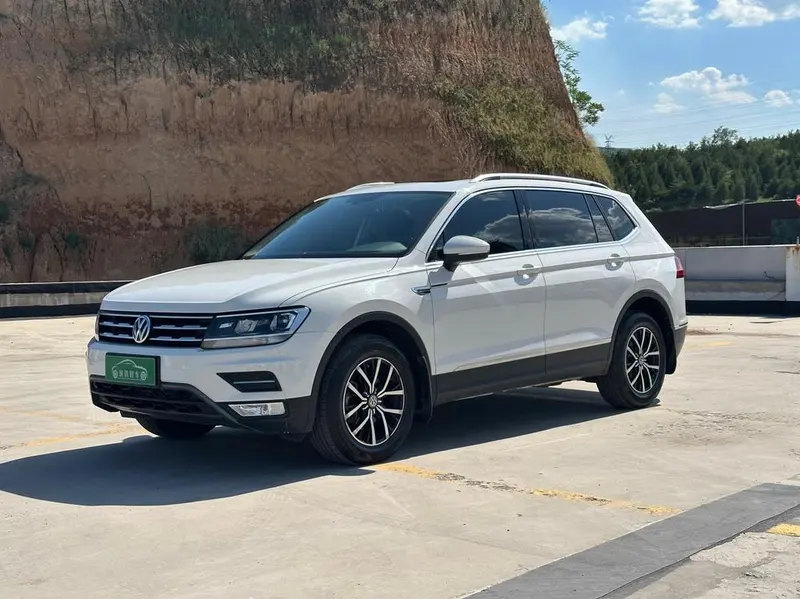 Volkswagen Tiguan L, 2018
