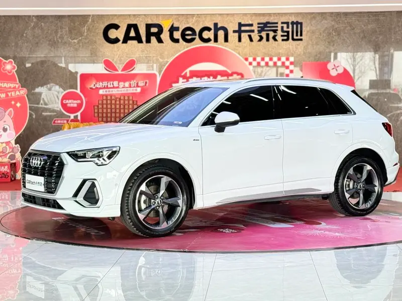 Audi Q3, 2022