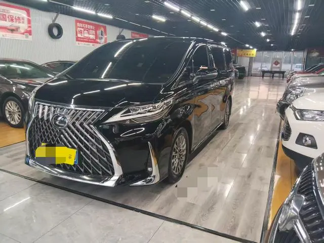 Lexus LM, 2020
