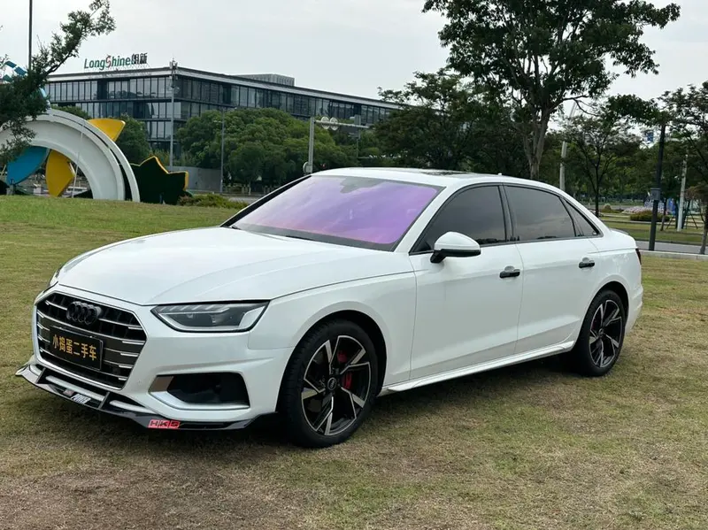 Audi A4L, 2021