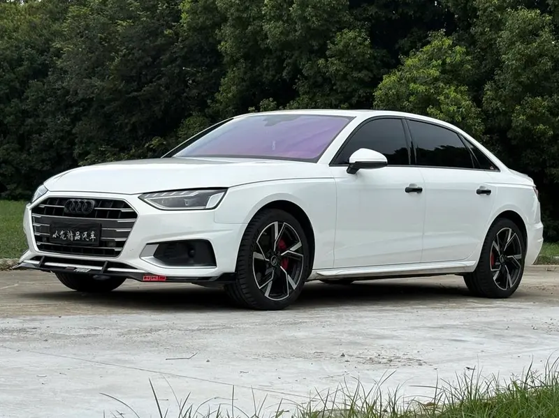 Audi A4L, 2021