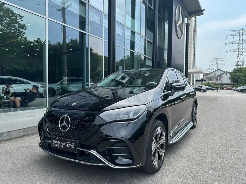 Mercedes-Benz EQE SUV, 2023