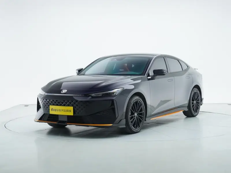 Changan UNI-V, 2025