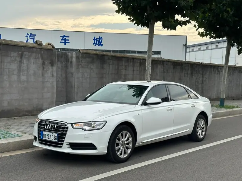 Audi A6L, 2015