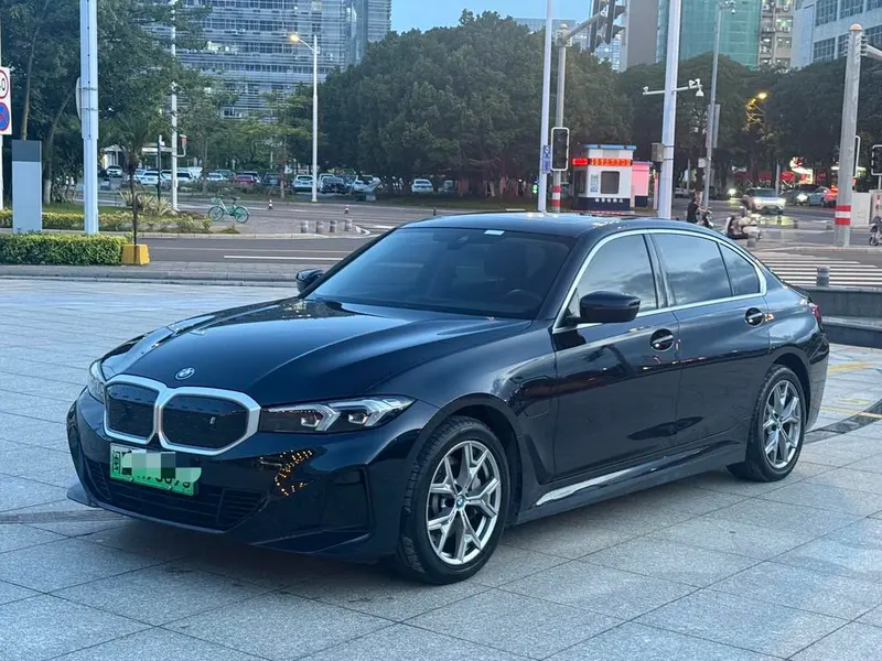 BMW i3, 2023