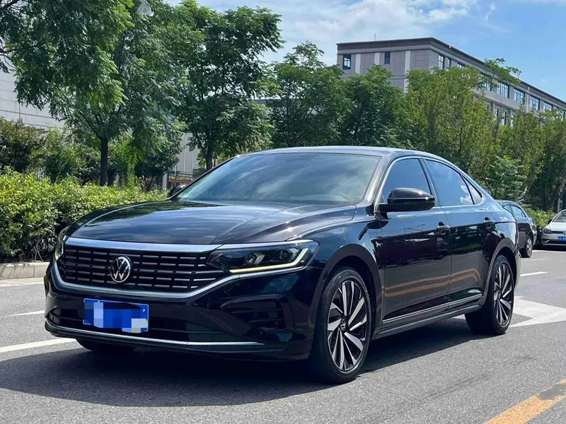 Volkswagen Passat, 2022