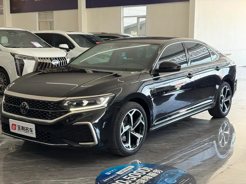 Volkswagen Passat, 2023
