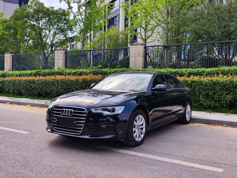 Audi A6L, 2012