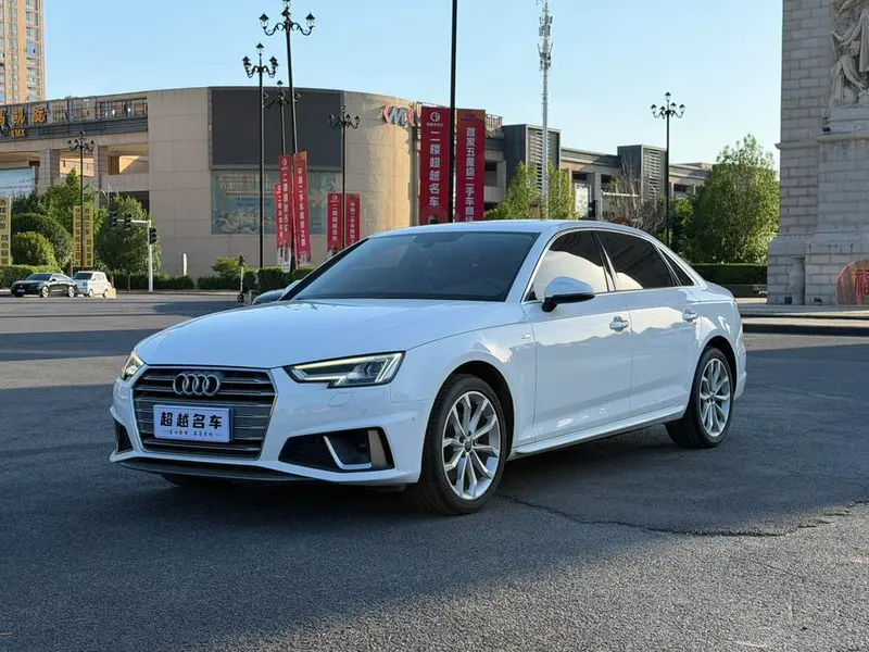 Audi A4L, 2019