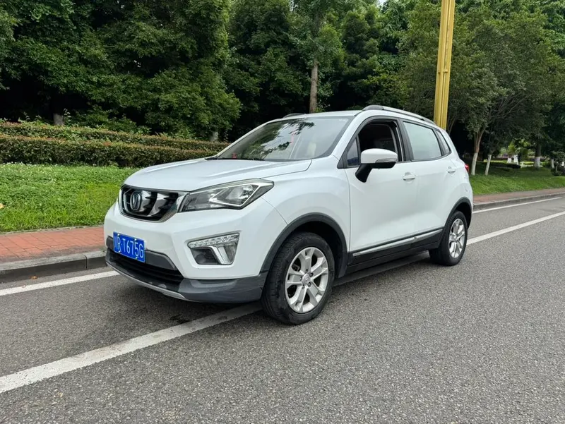 Changan CS15, 2017