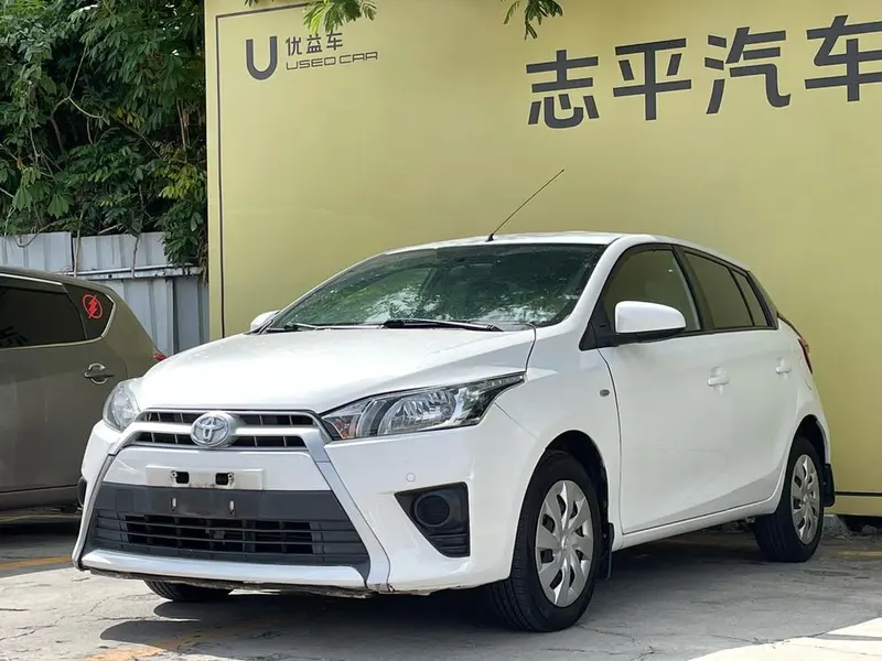 Toyota Yaris L, 2015