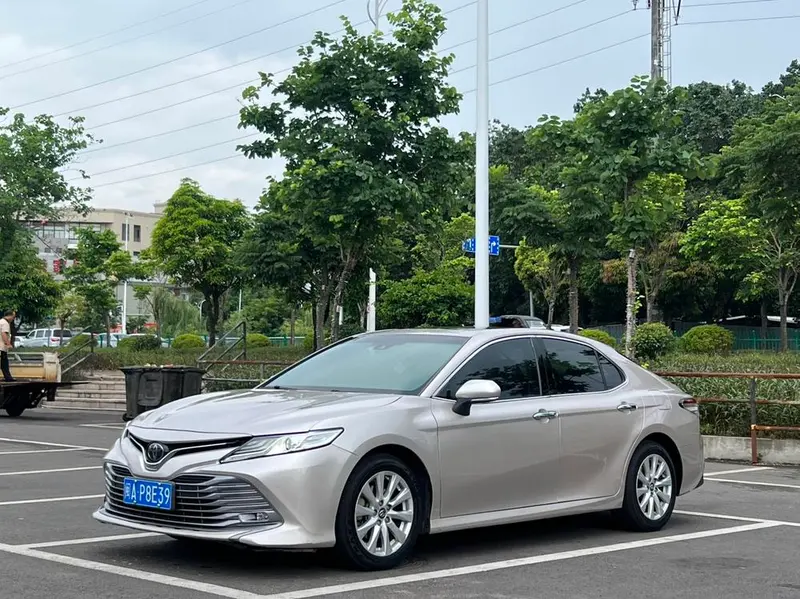 Toyota Camry, 2019