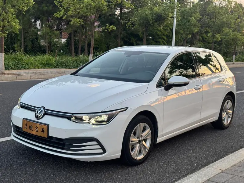 Volkswagen Golf, 2021