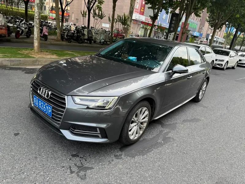 Audi A4L, 2019