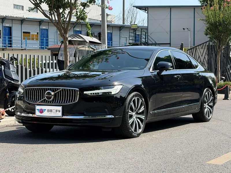 Volvo S90, 2023