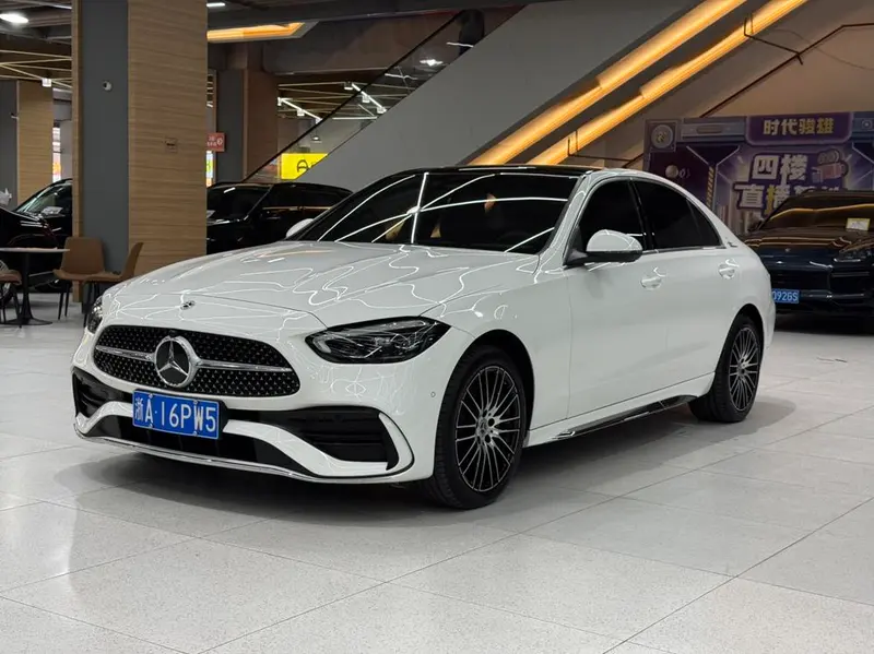 Mercedes-Benz C-Class, 2024