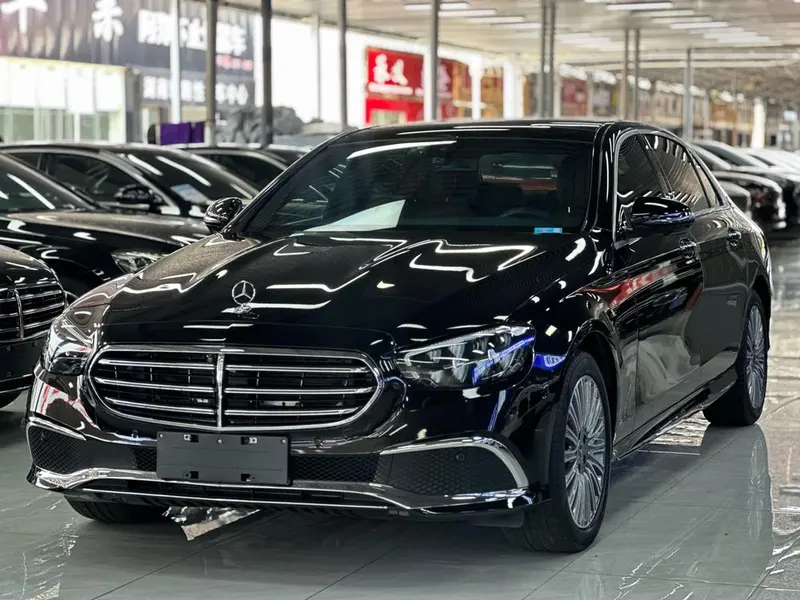 Mercedes-Benz E-Class, 2022