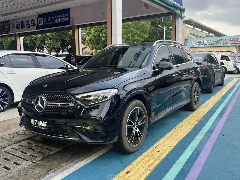 Mercedes-Benz GLC, 2025