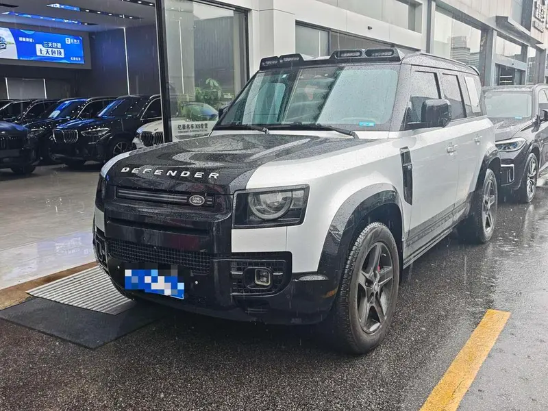 Land Rover Defender, 2020