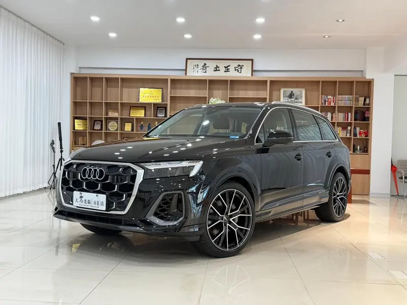 Audi Q7, 2025