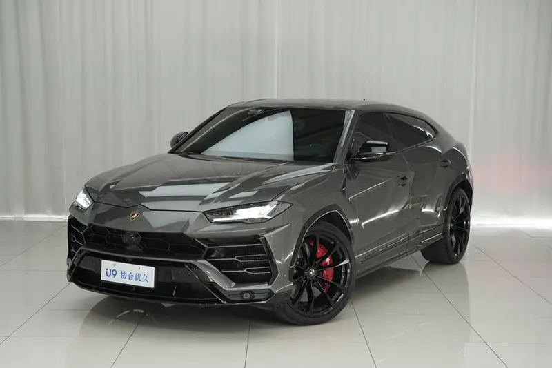 Lamborghini Urus, 2021