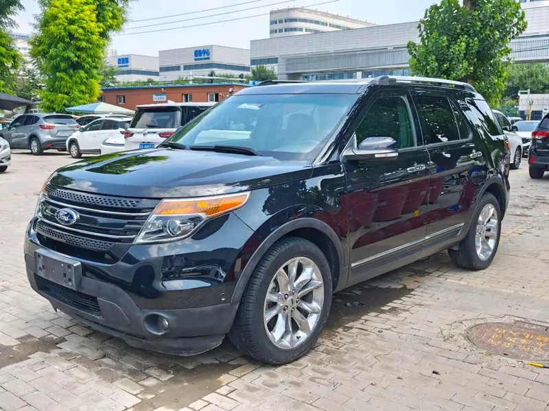 Ford Explorer (Import), 2013