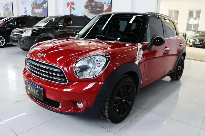 MINI COUNTRYMAN, 2013