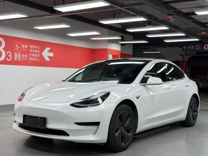 Tesla Model 3, 2020