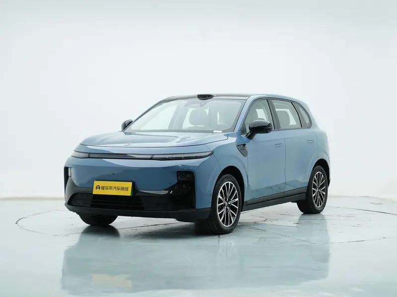 Leapmotor B10, 2025