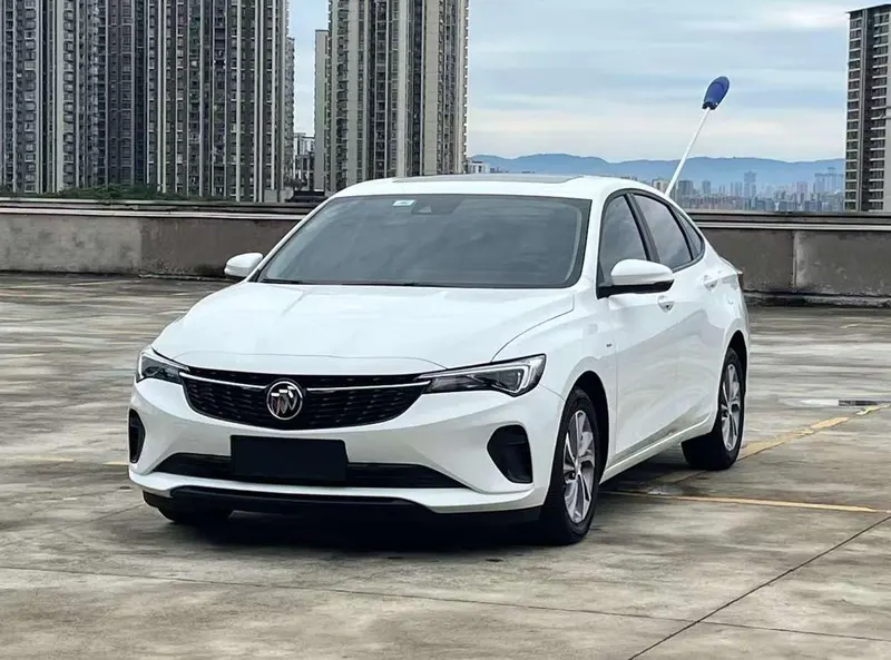 Buick Verano, 2022