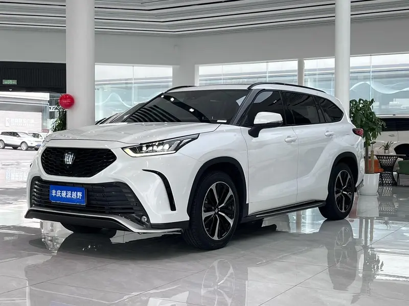 Toyota Crown Kluger, 2022