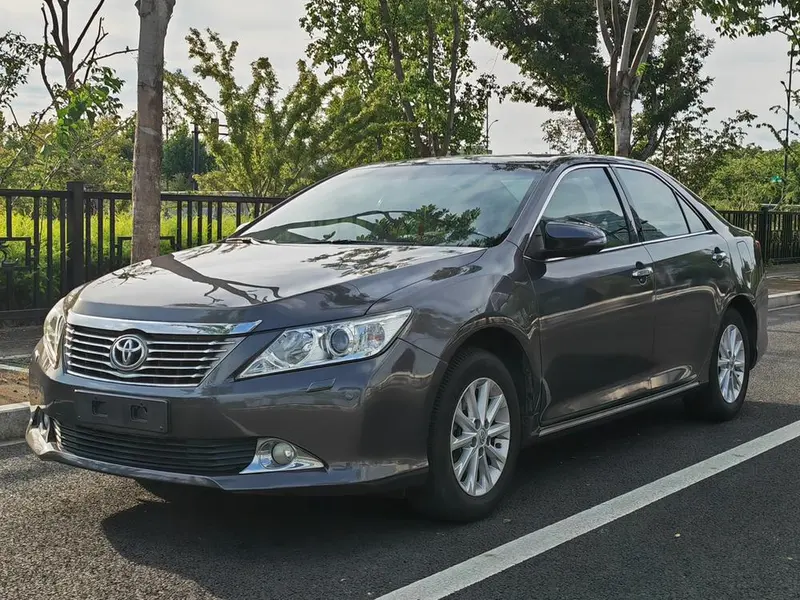 Toyota Camry, 2012