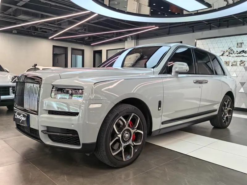 Rolls-Royce Cullinan, 2020