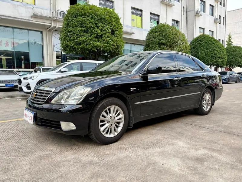 Toyota Crown, 2007