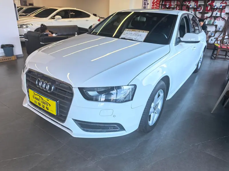 Audi A4L, 2013