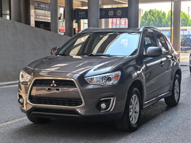 Mitsubishi ASX, 2015