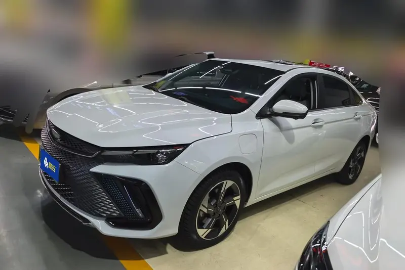 Geely Emgrand L Hi-P, 2022