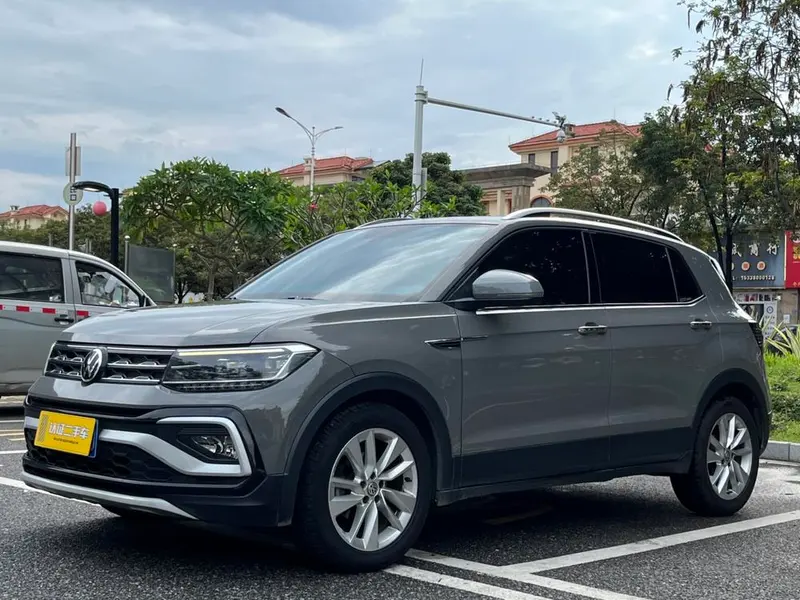 Volkswagen T-Cross, 2019