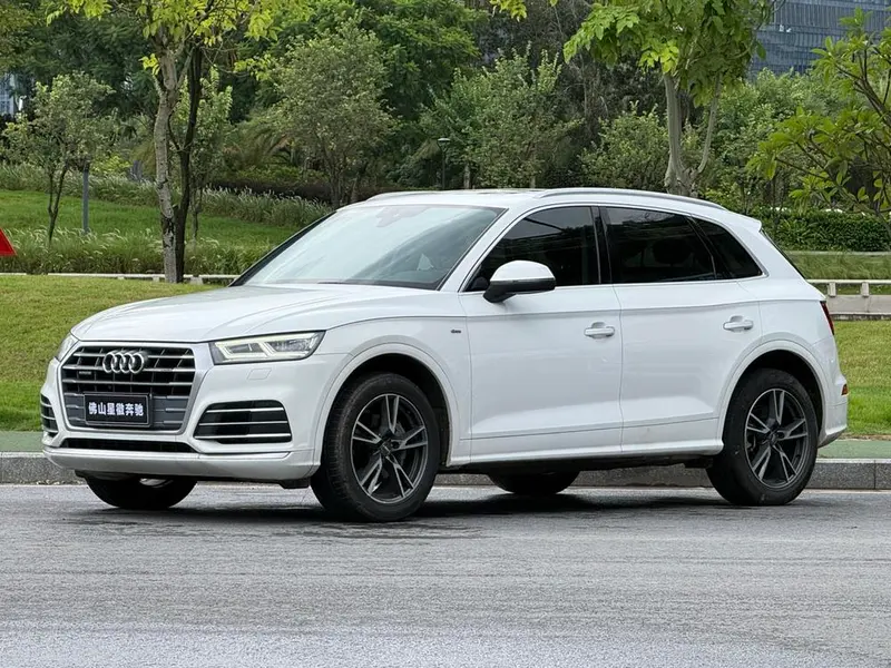 Audi Q5L, 2020